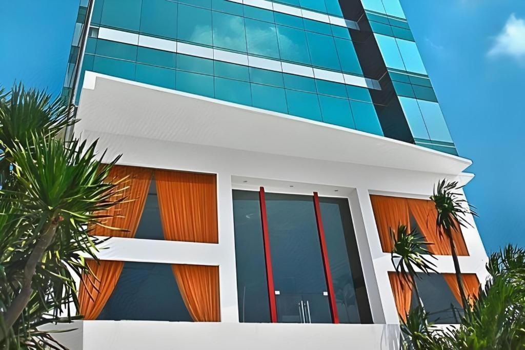 Hotel Apita Cirebon Exterior foto